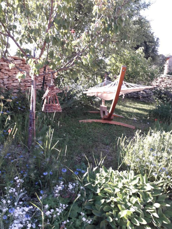 Chez Isa Daire Massilly Dış mekan fotoğraf